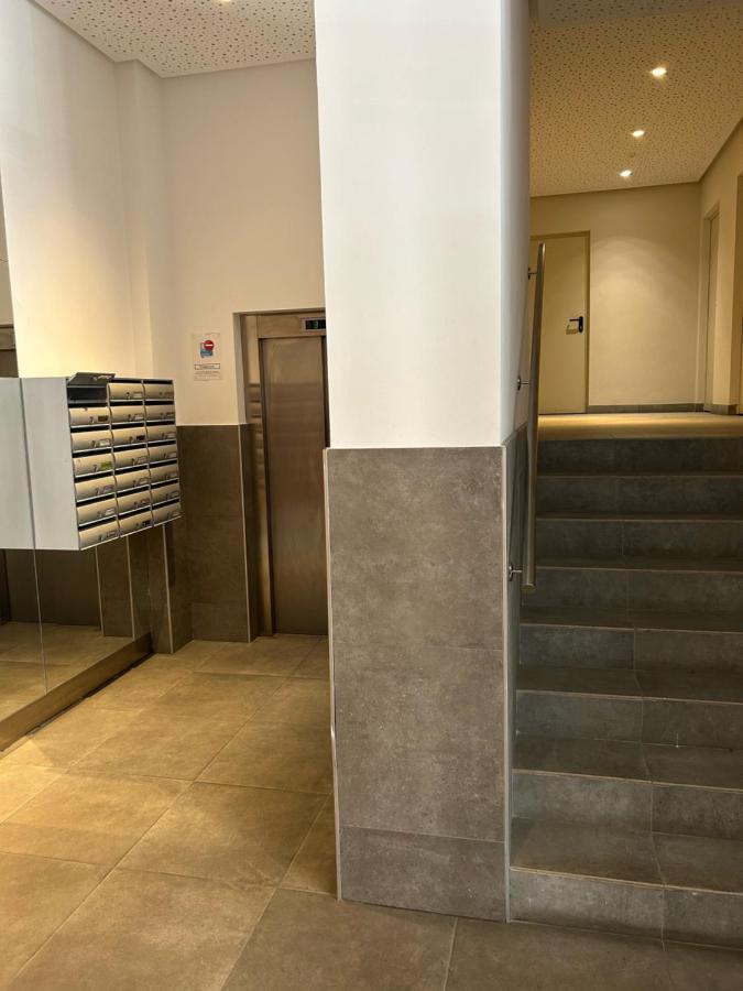 Lujoso Hogar Cerca Del Casco Antiguo De La Ciudad Leilighet Valencia Eksteriør bilde
